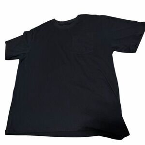 Essential Black Short-Sleeve Pocket Tee